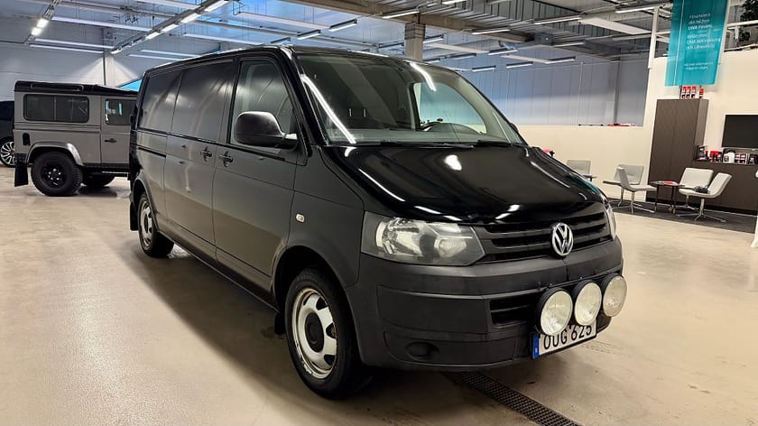 Bild 2 av Volkswagen Transporter 340 TDI 180 4Motion Aut / 2x skjutdörr / Webasto / Drag
