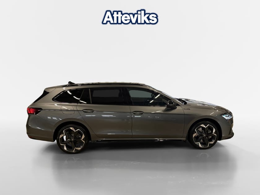 Bild 2 av Škoda Superb iV Kombi