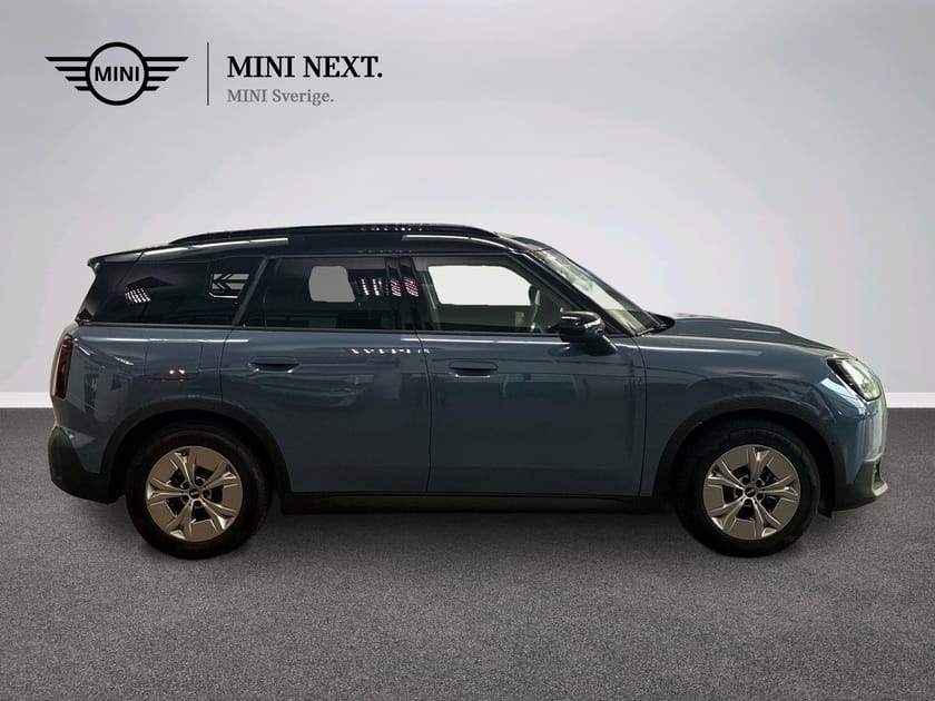 Bild 2 av MINI Countryman SE ALL4 Classic Trim, Paket M Plus