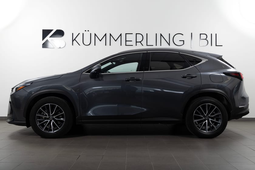 Bild 1 av Lexus NX 450h+ Executive/Kylda Stolar/HUD/360/MOMS