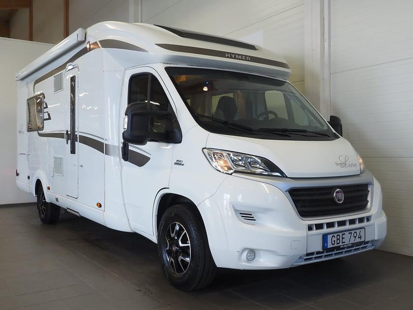Bild 1 av HYMER Campervan Fiat T 668 CL Bianco Line Markis Låga långbäddar AUT 3850kg