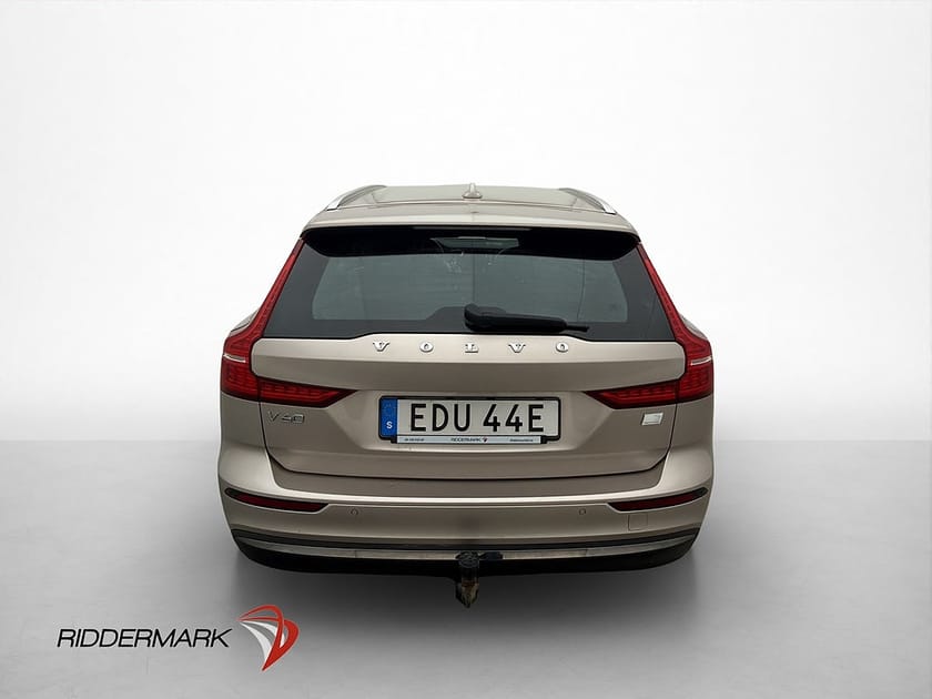 Bild 5 av Volvo V60 T6 Recharge AWD Plus Bright VOC P-Värm Kamera Drag