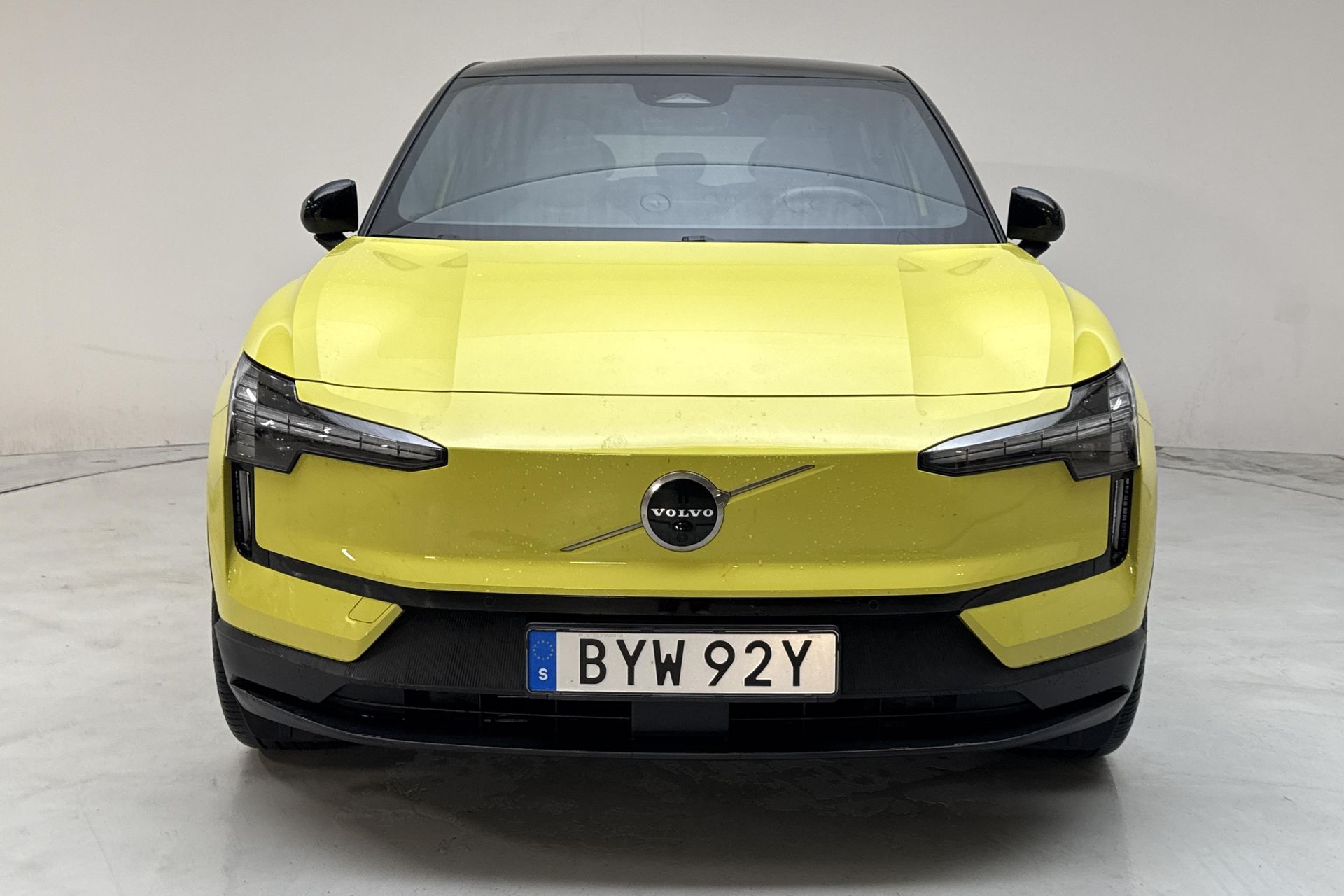 Volvo EX30 Extended Range 2024, kuva 5/10