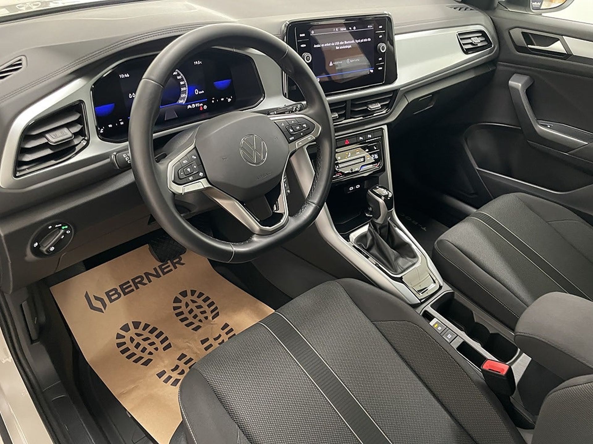Volkswagen T-Roc 1.5 TSI 150Hk DSG 2024, kuva 7/10