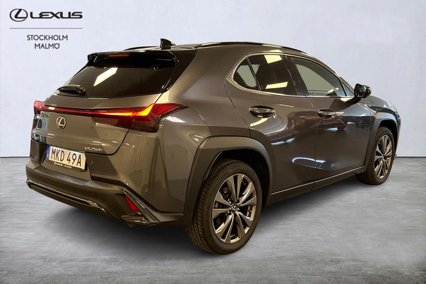 Bild 5 av Lexus UX 250h F Sport Design 184hk P-värm Navi Keyless Backkamera