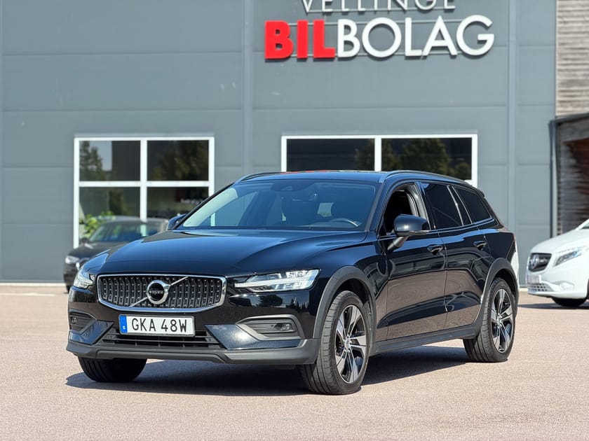 Bild 2 av Volvo V60 Cross Country D4 AWD Momentum Rattvärme Drag Värmare CarPlay