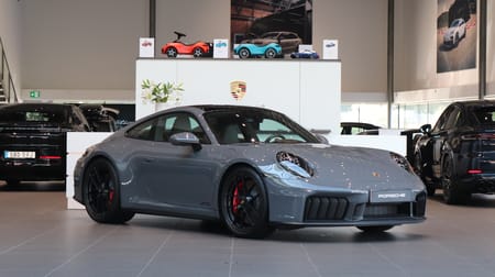 Porsche 911 Carrera GTS
