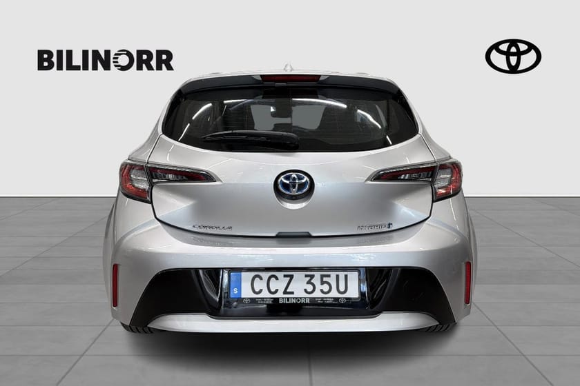Bild 3 av Toyota Corolla Hybrid 1,8 5D ACTIVE, Vhjul, MVärm