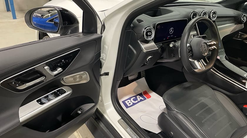 Bild 3 av Mercedes-Benz GLC 300 d e 4MATIC 4MATIC, AMG Line, Drag, Panorama, Burmester