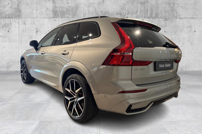 Bilde 3 av Volvo XC60 T8 AWD-Polestar-B&W-Krok-360°-HUD-Panorama-21"