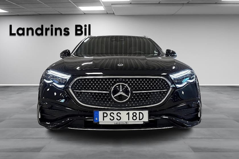 Bild 2 av Mercedes-Benz E 300 de 4MATIC T Pano Drag Distronic Superscreen 360Kamera