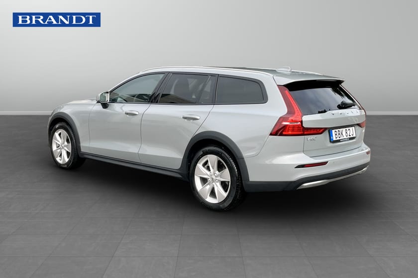 Bild 2 av Volvo V60 Cross Country B5 AWD Bensin Core