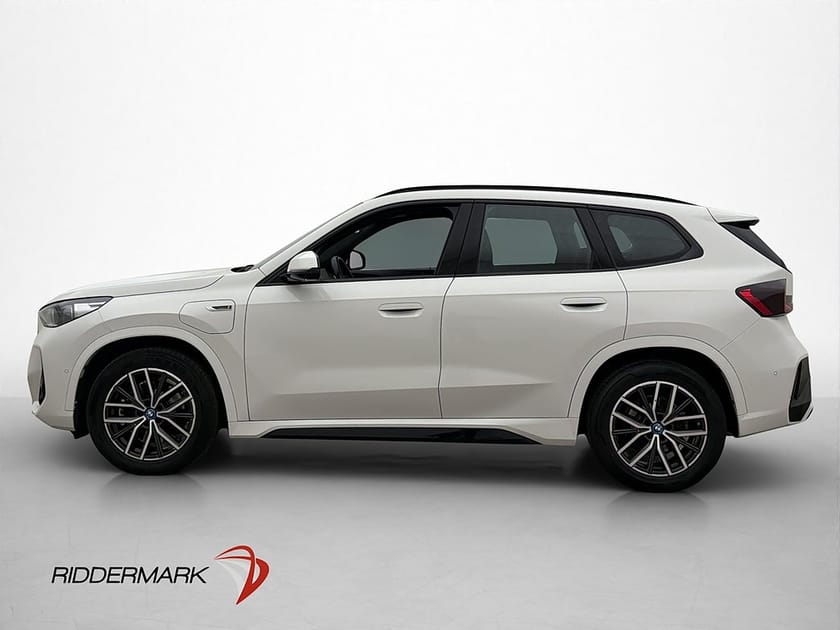 Bild 5 av BMW X1 xDrive30e 326hk M Sport H/K HUD 360° Navi Drag MOMS