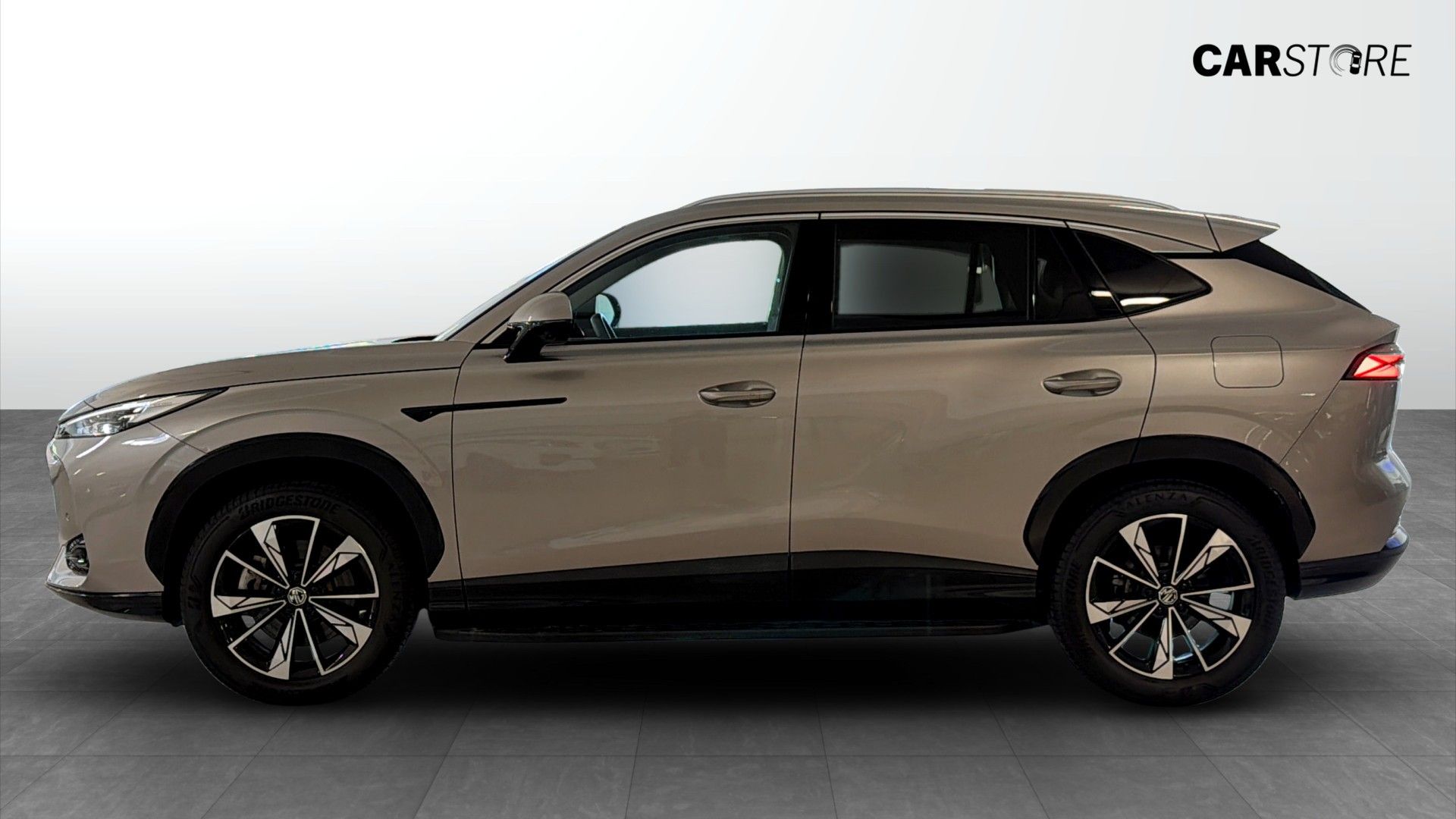MG HS LUXURY PHEV 307Hk / 360° / Blis 2024, kuva 6/27