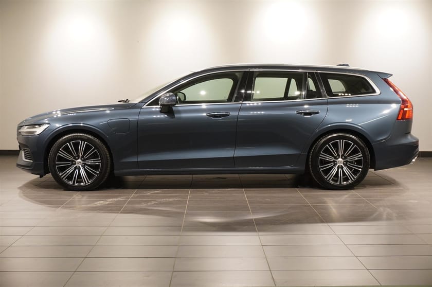 Bild 2 av Volvo V60 Recharge T6 AWD Drag Pilot Assist Kamera