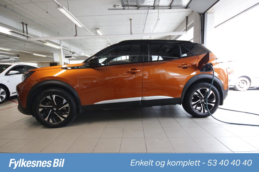 Bilde 4 av Peugeot e-2008 GT 136hk