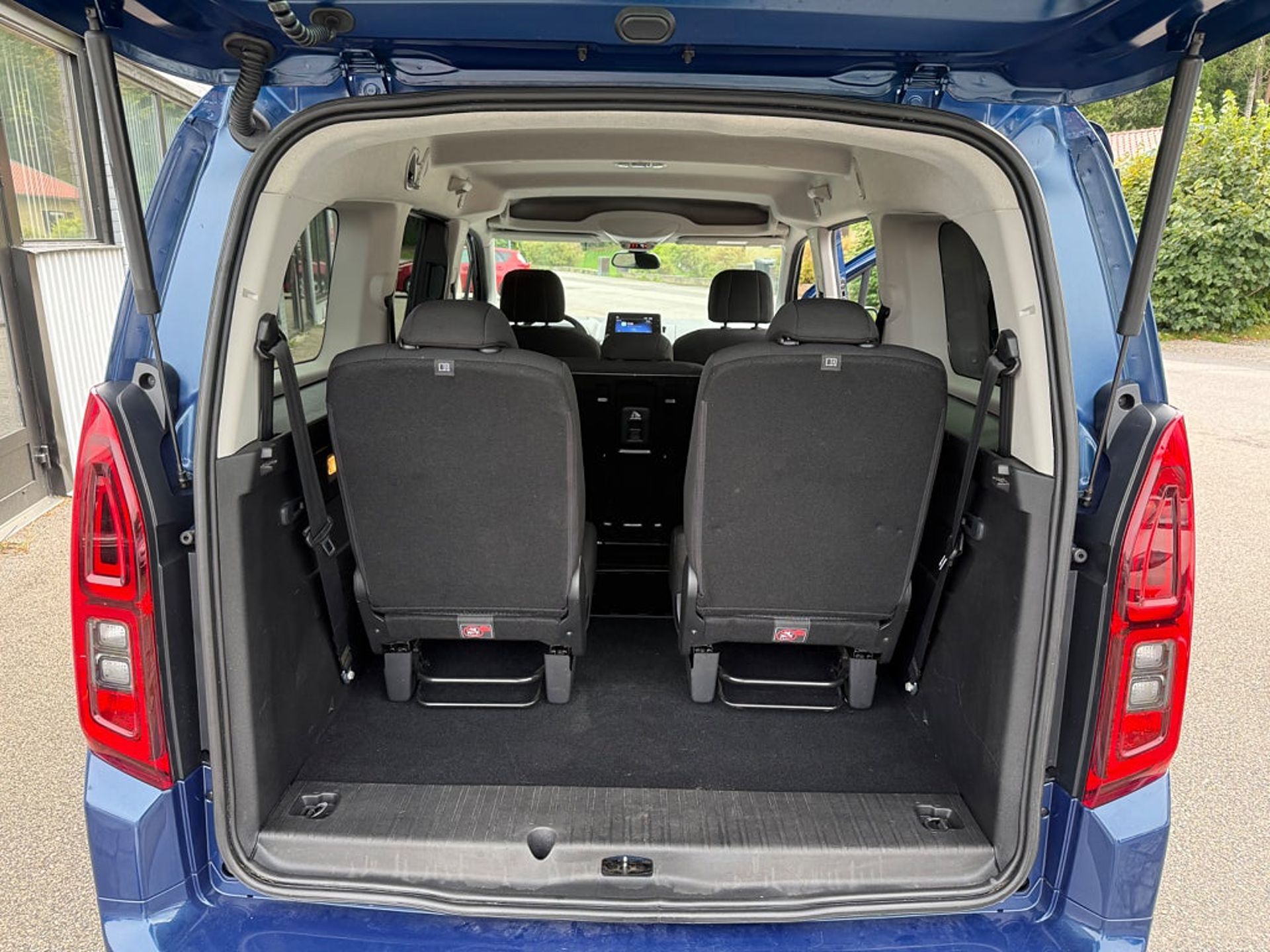 Toyota Proace City Verso 2020, kuva 7/10