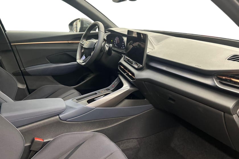 Bild 5 av CUPRA Terramar 1.5 eTSI DSG7 150 hk/B-kam/19" fälg/Privatleasing