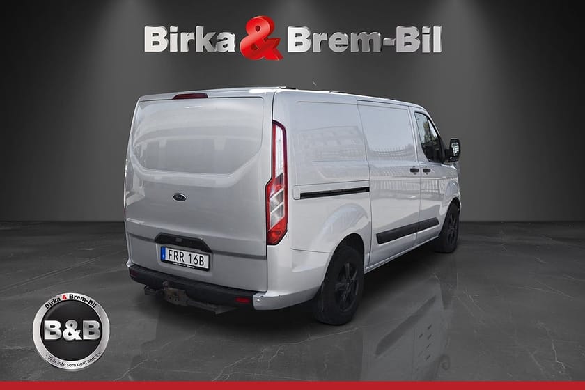 Bild 4 av Ford Transit Custom 300 2.0 SelectShift 130hk Drag+värmare