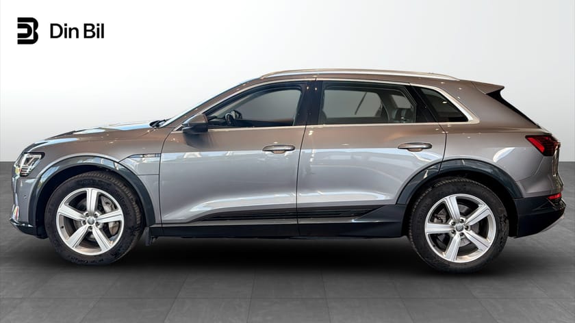 Bild 2 av Audi e-tron 55 quattro 408hk Proline / Panorama / HUD