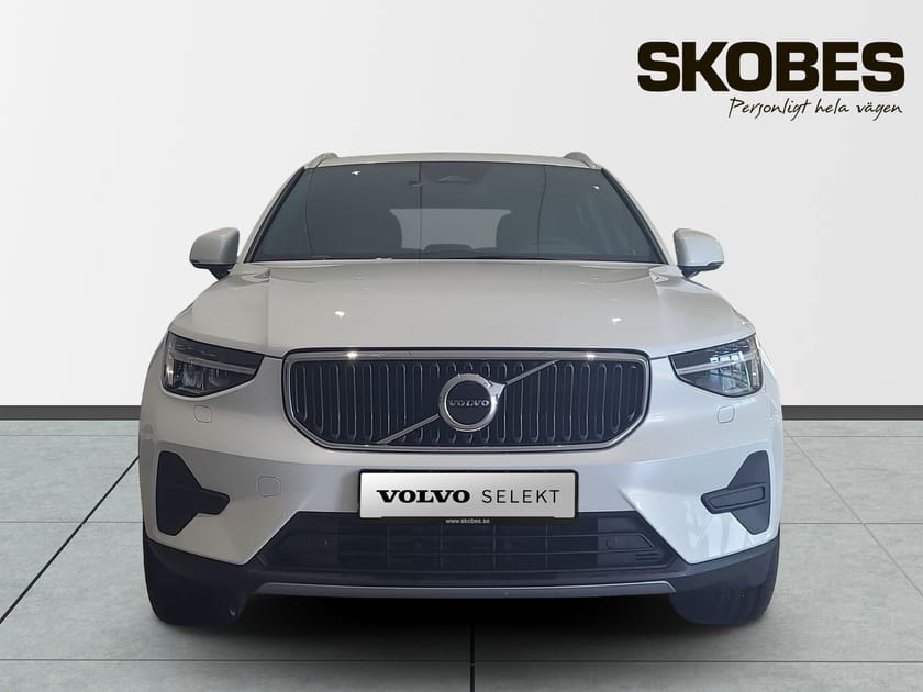 Bild 2 av Volvo XC40 B3 FWD Bensin Core