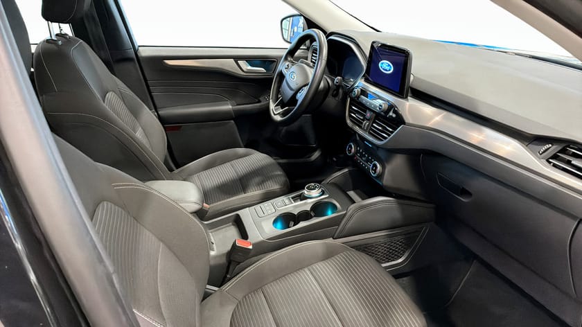 Bild 3 av Ford Kuga Plug-In Hybrid SUV TITANIUM 2.5 Privatleasing från 4395:-