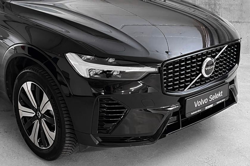 Bilde 2 av Volvo XC60 Recharge T6 Plus Dark SEMI.EL.HF|PANO|SUB
