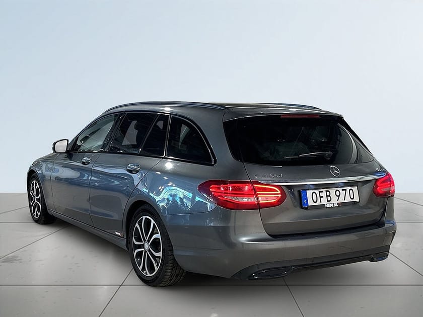 Bild 5 av Mercedes-Benz C 220 T d 4MATIC 9G Avantgarde Drag Pvärm Kamera SoV