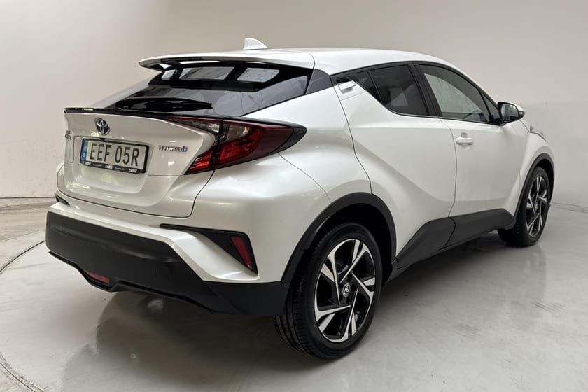 Bild 3 av Toyota C-HR Hybrid 1.8 HSD (122hk) Backkamera Vinterhjul