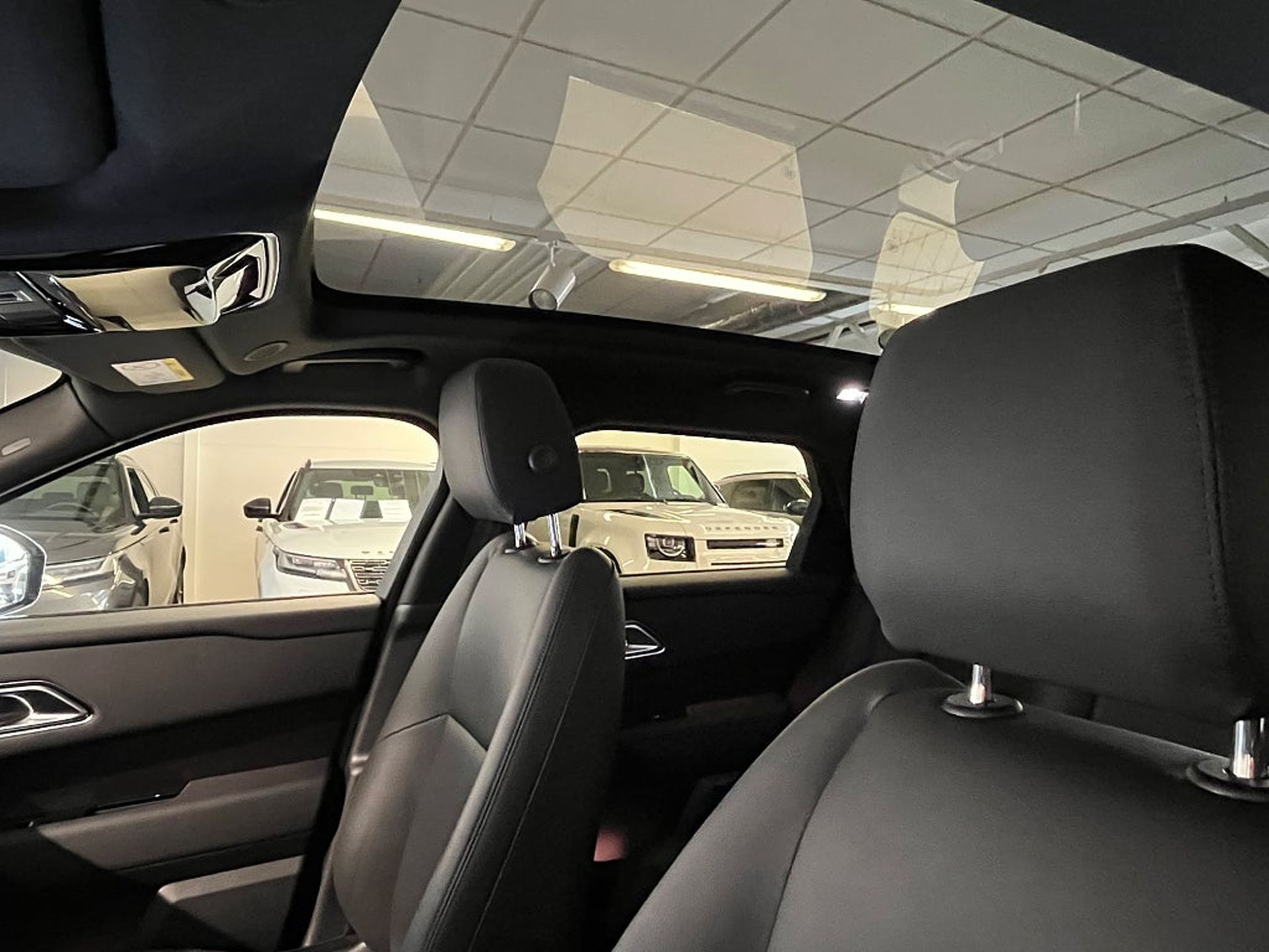 Land Rover Range Rover Velar P400e 2026, bild 5/10