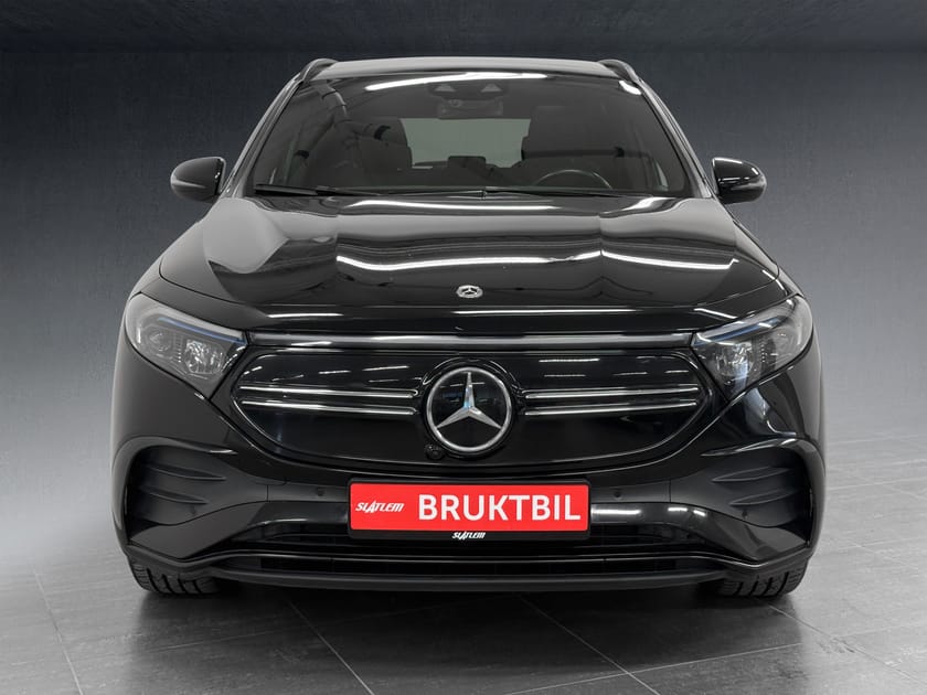 Bilde 2 av Mercedes-Benz EQA 300 4MATIC AMG|NAVI/ACC/R.KAMERA/PANO/LED/CARPLAY/KROK