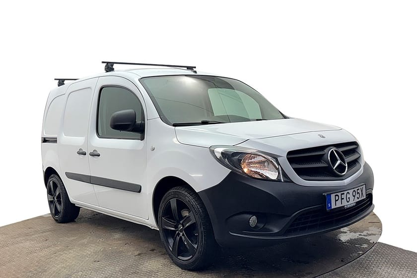 Bild 4 av Mercedes-Benz Citan 109 CDI 3-sits Drag Takräcke 95hk