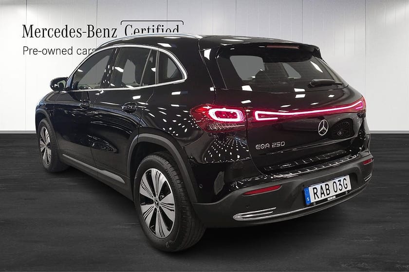 Bild 4 av Mercedes-Benz EQA 250 Distronic Backkamera Värmare