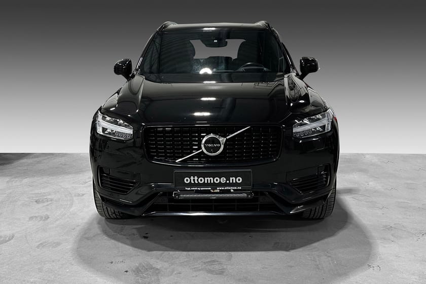 Bilde 3 av Volvo XC90 7 Seats T8 R-Design | LED BAR | 360 | KROK | LUFT | HUD | B&W