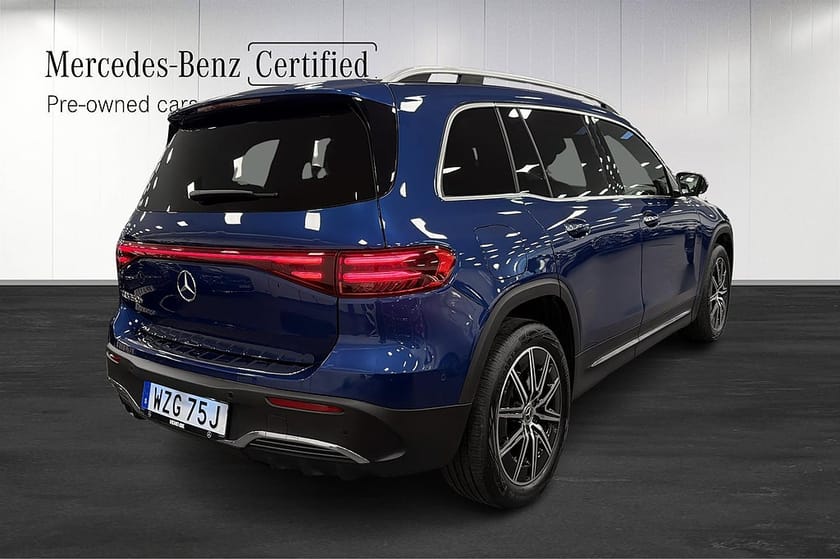 Bild 3 av Mercedes-Benz EQB 250+ AMG Panorama Distronic Keyless Rattvärme 7-Sits