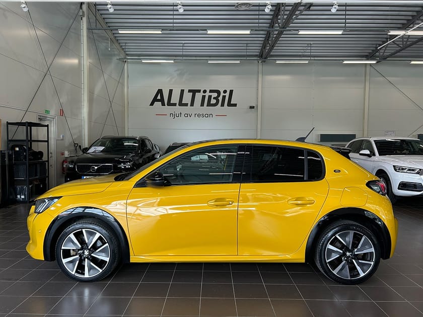 Bild 3 av Peugeot e-208 GT 50kWh Pano/Kamera/Navi/Carplay