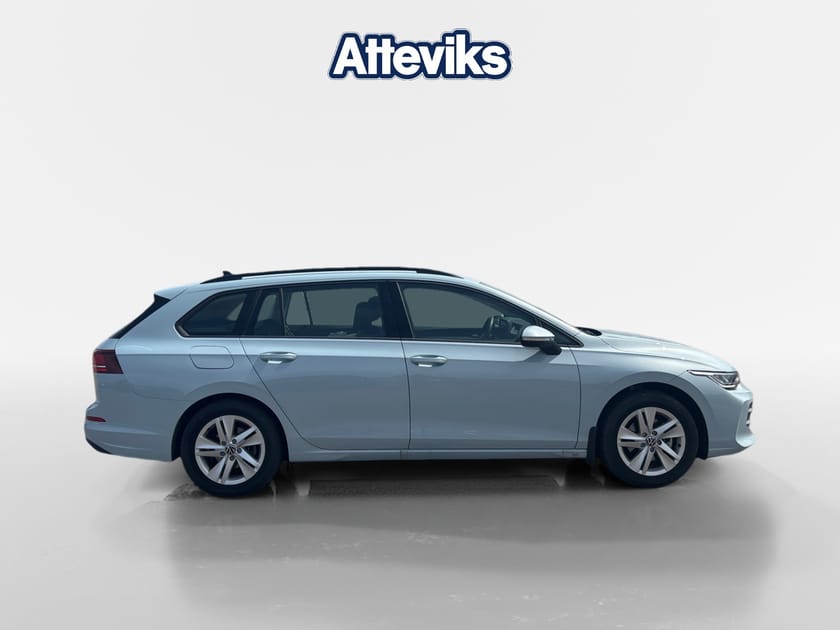 Bild 2 av Volkswagen Golf Sportscombi 1.5 eTsi | Drag | P-Värmare