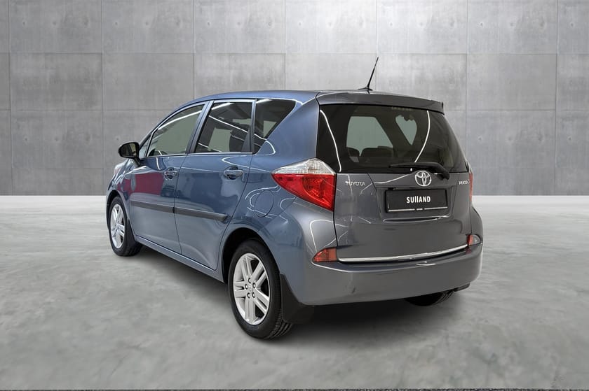 Bilde 3 av Toyota Verso-S 1.3l, Bensin, LAV KM!, Meget pen, Panorama