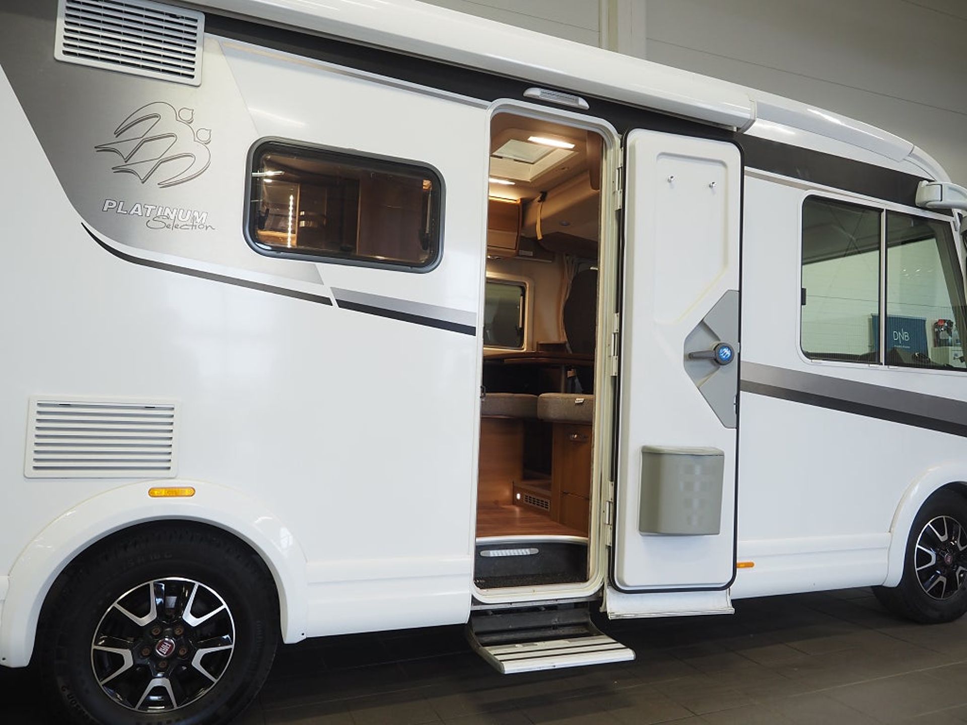 Knaus Campervan Fiat 2.3 MultiJet 2019, kuva 6/21
