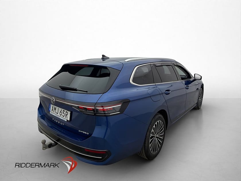 Bild 4 av Volkswagen Passat Variant eHybrid Sportscombi Värm Drag 360° Skinn