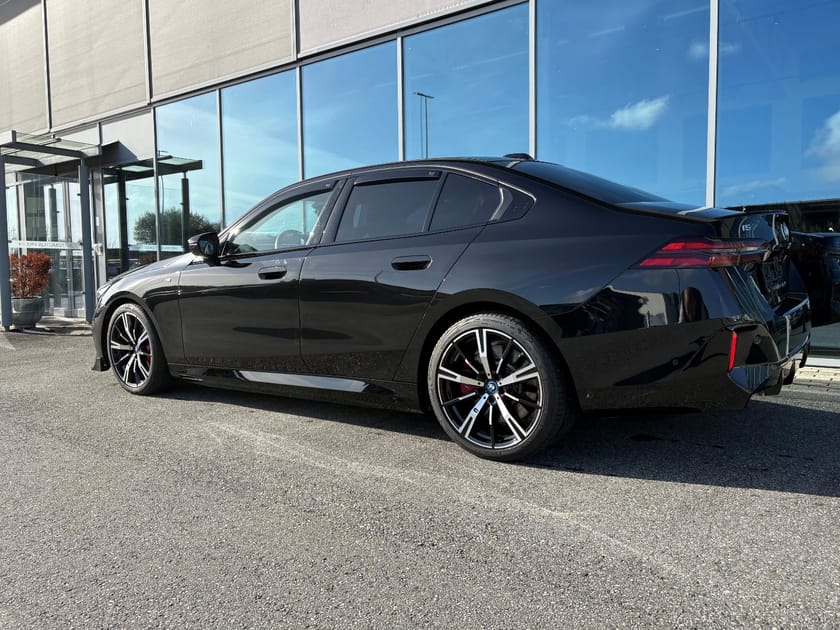 Bilde 3 av BMW i5 M60 xDrive Sedan