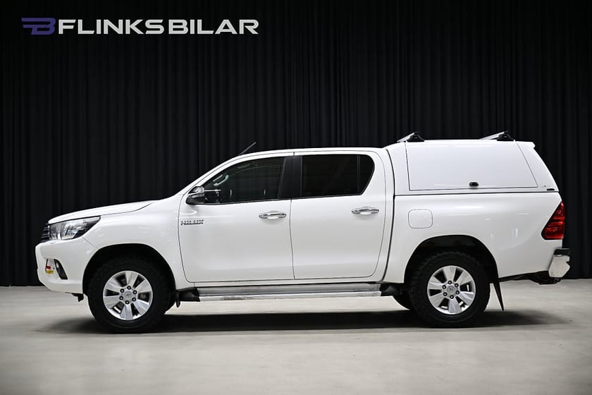 Bild 2 av Toyota Hilux Dubbelhytt 2.4 AWD 150HK Automat|Kåpa|Drag|Värmare|Släde|Leasbar