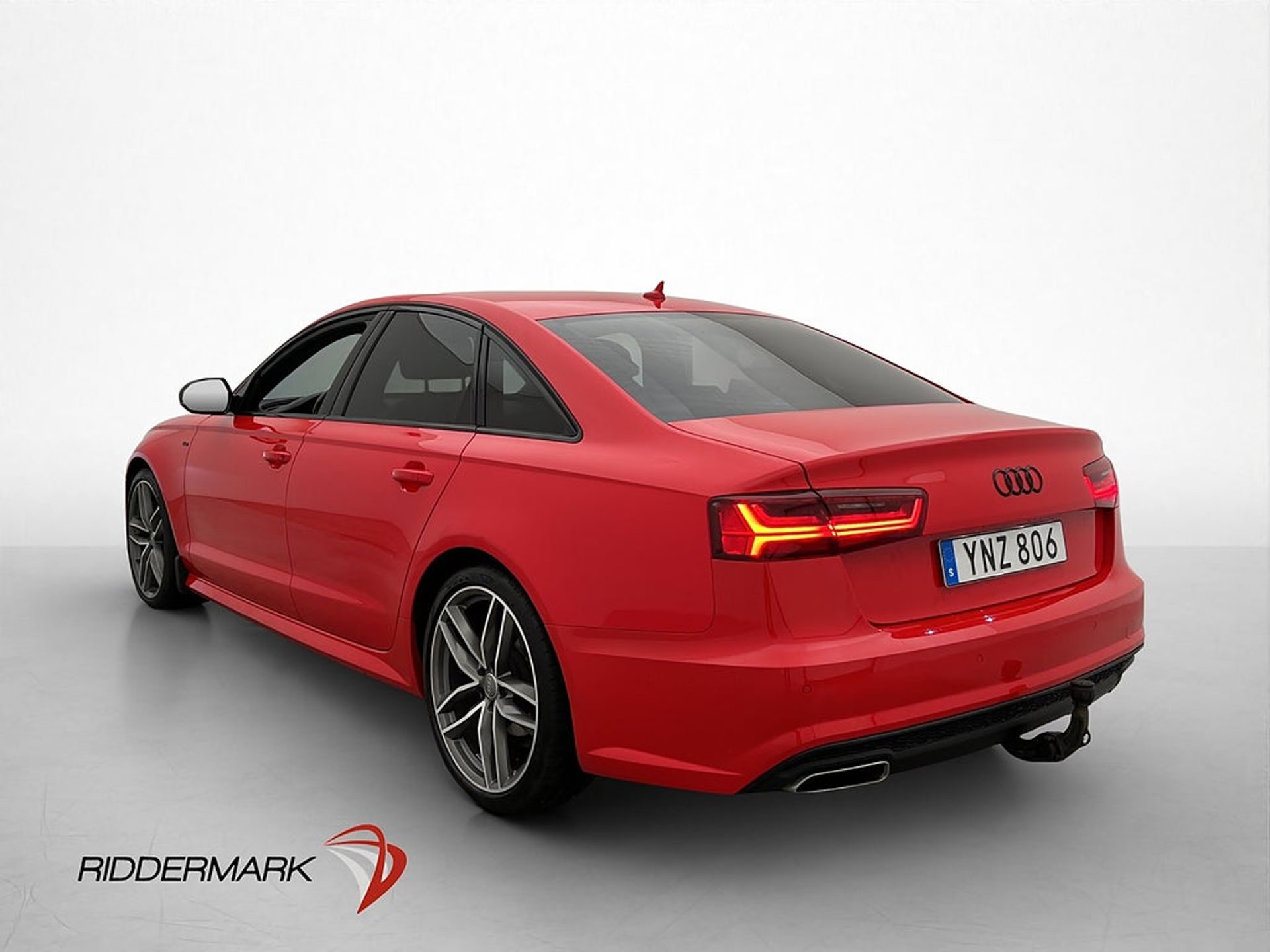 Audi A6 2.0 TDI quattro S Line 2018, bild 5/37