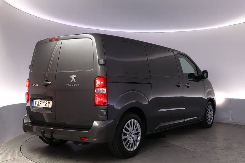 Bild 5 av Peugeot e-Expert 75kWh L2 Pro+ Dragkrok Navi Backkamera