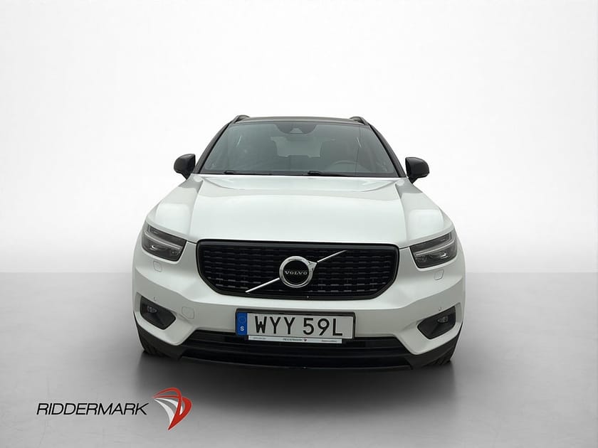 Bild 2 av Volvo XC40 T3 163hk R-Design Värmare Kamera CarPlay Adaptiv