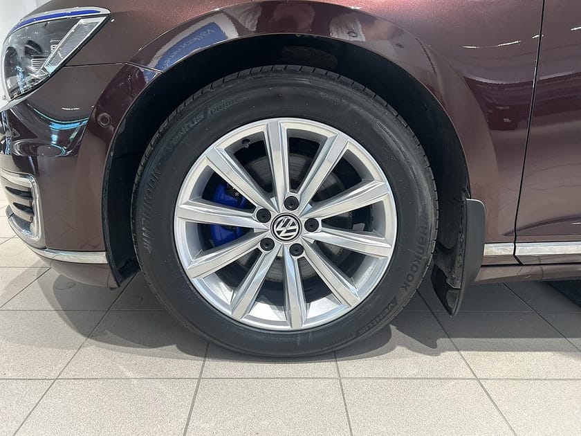 Bild 4 av Volkswagen Passat Variant GTE Sportscombi 1.4 Tsi 218hk Värmare|Drag|Nav