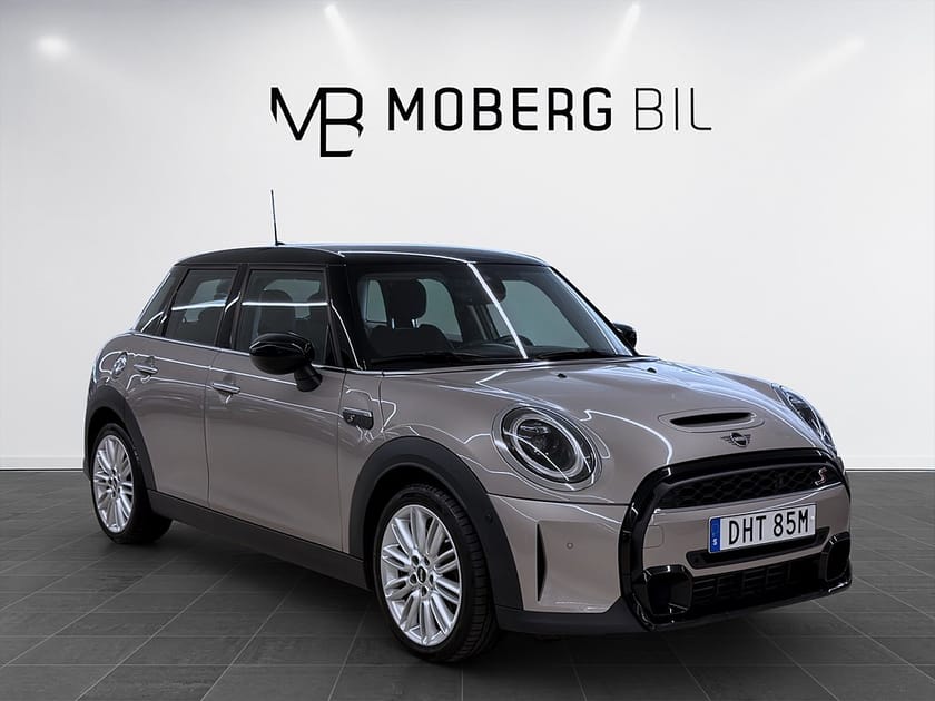 Bild 3 av MINI Cooper S 5-dörrars 178hk Helg på Moberg! Navi B-Kamera