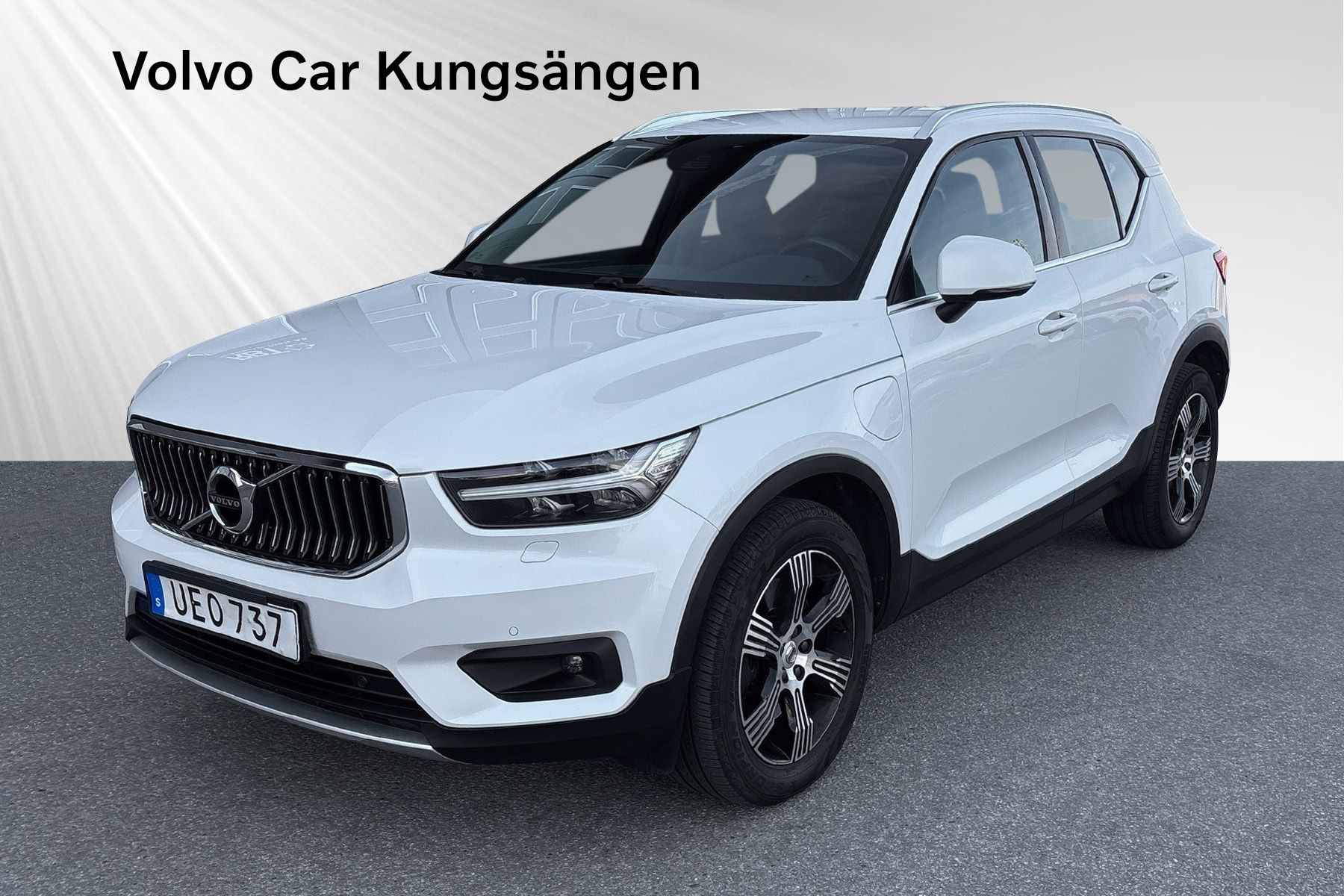 Volvo XC40 211 л.с.