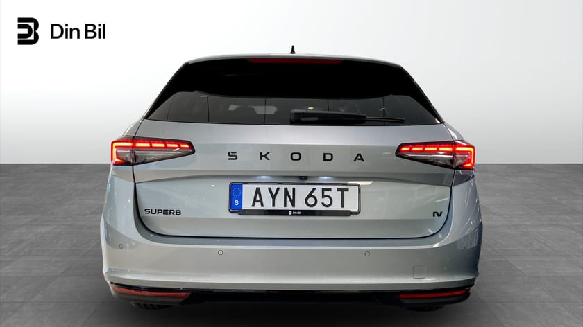 Bild 5 av Škoda Superb iV Kombi Sportline 1,5 TSI 204hk | Drag | 19" | Canton