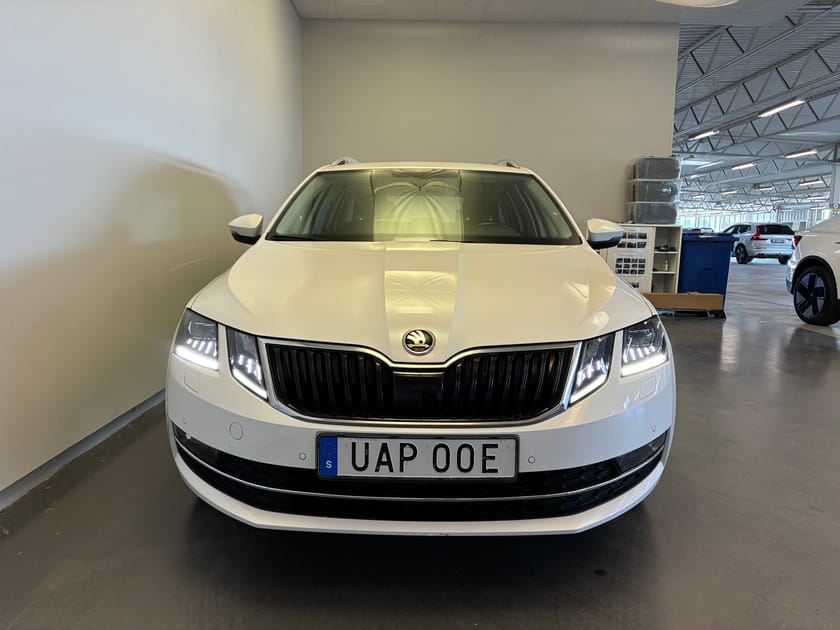 Bild 2 av Škoda Octavia Kombi III Combi 1.0 TSI, 116hk / Navigation / Dragkrok / Backkamera /
